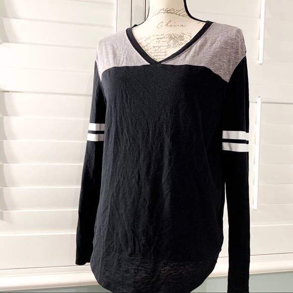 PINK Victoria's Secret Tops - VS PINK LONG SLEEVE COLORBLOCK BOYFRIEND TEE VNECK